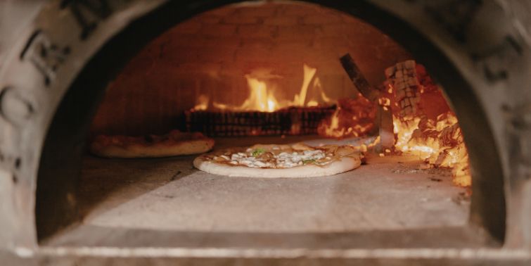 Pizza oven wood